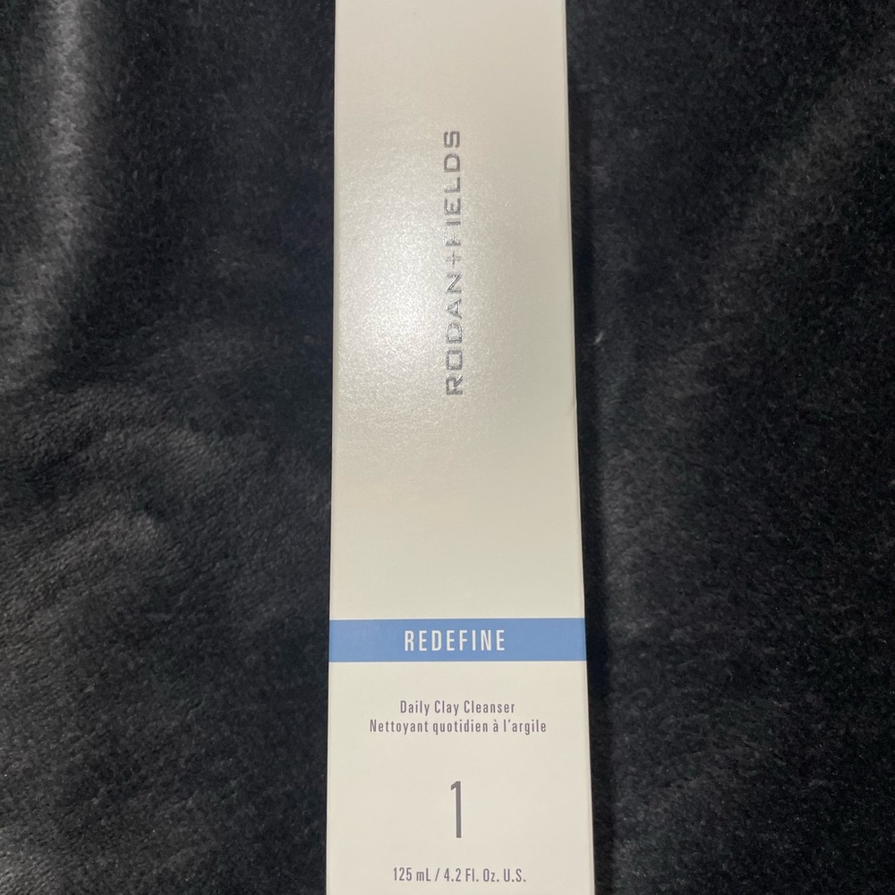 NWT Rodan + Fields Redefine Daily Clay Cleanser